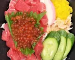 ぶついくら丼(すしっちょ)