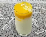 マンゴーラッシー(Mango Lassi)（INDIAN HALAL RESTAURANT NEW MAHARAJA）