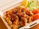 麻辣チキンオーバーライス: 肉の量150g（135酒場）