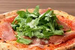 生ハムとルッコラ Raw ham and Arugula（俺のイタリアン 新橋赤レンガ通）