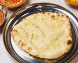 4. Garlic Nan ガーリック ナン（ネパールインド料理サラソティ Nepali Indian Restaurant Saraswati）