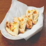 ガーリックナン Garlic Naan（アジアンダイニングシバマハル）