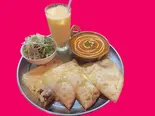 にんき チ-ズなん セット(Ninki cheese nan sate)（インドネパールレストランタージマハル(新大阪)）