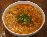 ユッケジャンスープ(炭火ホルモン焼き まるかん)