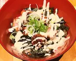 からあげ丼の特製マヨソースがけ（餃子工房 ちびすけ 東心斎橋店）