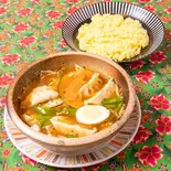 モモ(ネパール餃子)スープカレー Momo Soup Curry（マジックスパイス なにわ店）