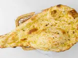 【ニンニクたっぷり】ガーリックナン Garlic Naan（インドネパールビリヤニカレー創作料理サムジャナ）