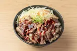 激辛黒毛和牛丼（肉丼専門店 新長田肉劇場）
