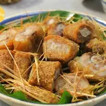 豚の尻尾あげ Duoi heo chay toi ( pork tail fry)（ベトナム料理ハノイレストラン川崎）