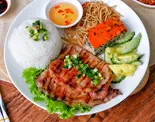 焼き豚ロースごはんと卵 Cơm sườn chả trứng (Vietnamese broken rice with grilled pork chop)（ベトナム料理ハノイレストラン川崎）