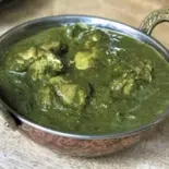 ほうれん草チキンカレー・Sag Chicken Curry(アジアン料理バターチキン)