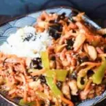 魚香肉絲丼(四川名物豚肉細切り炒め)（香郷源）