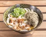 極みこぶかすうどん KIWAMI Fried Beef Offal Udon Noodles with Seaweed（かすうどん専門店かすの極み）
