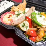チキン竜田スペシャル弁当（ミッテラン三世）
