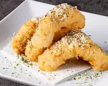 肉巻きオニオンリングフライ（海鮮鮨と鶏白湯おでん 魚でん 船橋本店）