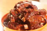 五香酱排骨 スパイシーなスペアリブ 180g（麻辣香鍋＆過橋米线専門店 上野店）