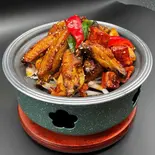 麻辣干し鍋・手羽先・単品(小尾羊 薬膳しゃぶしゃぶ 巣鴨店)