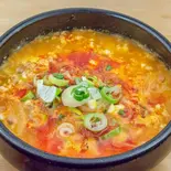 海鮮スンドゥブチゲ(ごはん付き) Seafood sundubu soup(With rice)（韓国料理YogiYo＆ネパール・インド料理EVEREST KITCHEN）