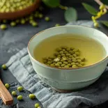 台湾家庭の甘味 緑豆湯 green bean soup(ChuuChuuフルーツ盛り盛りアサイーボウル Fruit-packed Acai Bowl 駒込店)