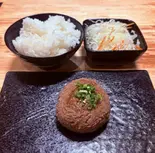花より、ハンバーグ弁当(Sサイズ120g)※大盛ライス・サラダつき（花より、ハンバーグ。本店）