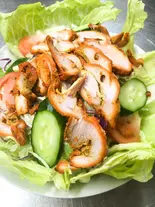 タンドリーチキンサラダ Tandoori chicken salad(クミン インドネパールレストラン&bar Kumin Indian Nepali Restaurant & Bar)