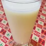 ラッシーLassi（エベレスト・ロティー・カフェ）