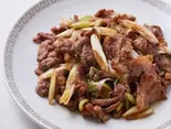 ラム肉ネギ炒め（新中華李記）