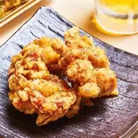 鶏の唐揚げ 1個 Fried Chicken（カツ丼 三代目 なかじま 立川店）