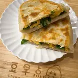 にらパイ、韮菜盒子（豆早点GINZA）