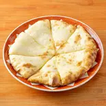 チーズナン Cheese Naan（ニュー マリカ）