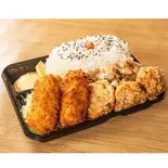 からあげとカニグラタンコロッケ弁当-  3pFried chicken and 2p crab gratin croquette bento box（インド＆タイ料理スマイル Indian ＆ Thai restaurant ＆Bar~Smile）