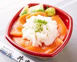 サーモンえんがわ丼（海の彩り 丼丸 永福店）