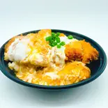 卵とじ熟成ロースカツ丼（肉つけうどんと丼ぶりの店 八雲）