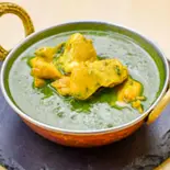 ほうれん草チキンカレー Spinach & Chicken Curry(カザーナみなとみらい)