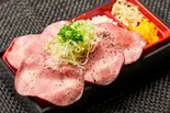 【牛たん倍盛り】【ネギ塩】極みのレア牛タン弁当(牛たん一九 中野本店)