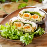 自家製燻製の味付けたまごのサンドウィッチ Homemade Smoked Egg  Sandwich（ホットサンドとサンドウィッチのお店 サンドウィッチマン）