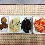 ミニおかず4点盛(日替り)(韓国料理ノダジ)