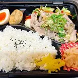 豚バラ塩だれ炒め弁当(弁当屋さんちゃん)