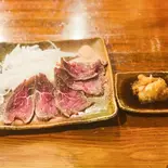 さっぱり牛肉のたたき！（行徳酒場おしお）