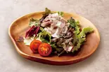 ごまダレ香る豚しゃぶサラダ（どんぶり 神宮軒 三鷹店）