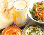 2種類カレーセット/2 kinds set of curry（ファミリーガーデンネパール）