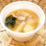 みそ汁 Miso Soup（魚屋のおむすび丸徳）