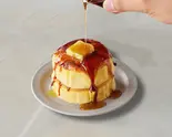 【ブリュレ】メープルバタースフレパンケーキ(2個付き) Maple Butter Brulee Souffle Pancake（アサイー＆グリークヨーグルト GREEK DAYS 南6条西）