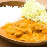 鶏肉多めのバターチキンカレー(からあげ丼 日の家)