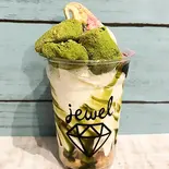 抹茶わらび餅ソフト（Jewel クレープ・アイス専門店）