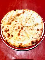 ガーリックチーズナン Garlic Cseese Nan（インド.ネパール料理 PATIYALA PALACE）