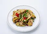 レモングラスと唐辛子で炒めた鶏肉(ICHIGO MART)