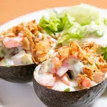 アボカドとトマトのサラダ Avocado and Tomato Salad（鳥八 下丸子店）
