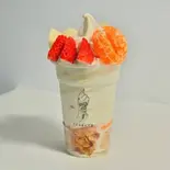 季節のフルーツ盛り合わせパフェA（アイスるんです JR西宮店）