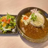 サラダセットのカレー（スパイスコラーゲンニカ）